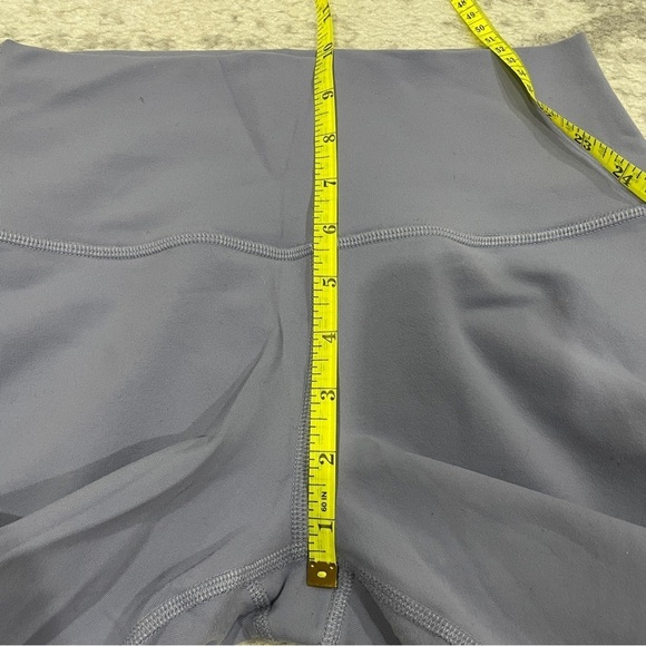 Alo Yoga Lavender Mesh Cutout Cropped Leggings - Picture 9 of 10